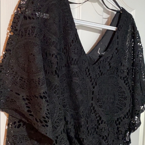 LBD lace overlay Dress - Picture 4 of 6